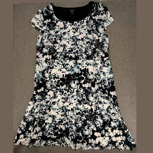 Alexa B Floral Dress Plus 20W Cap Sleeve‎ Blue Black White Stretch